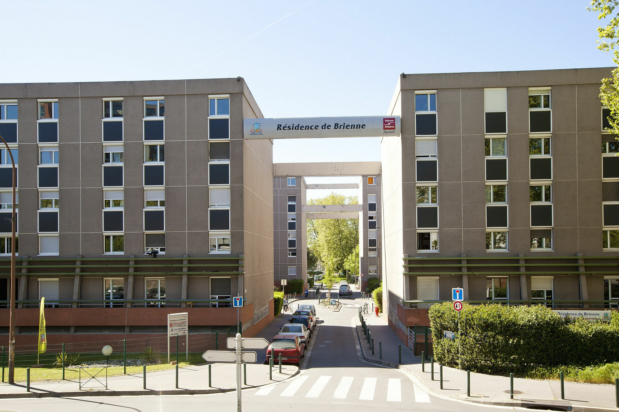 Sejours & Affaires Toulouse De Brienne Aparthotel Luaran gambar